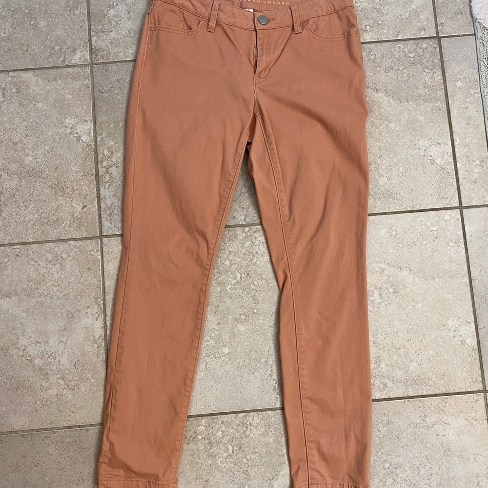 Skinny Lauren Conrad pants